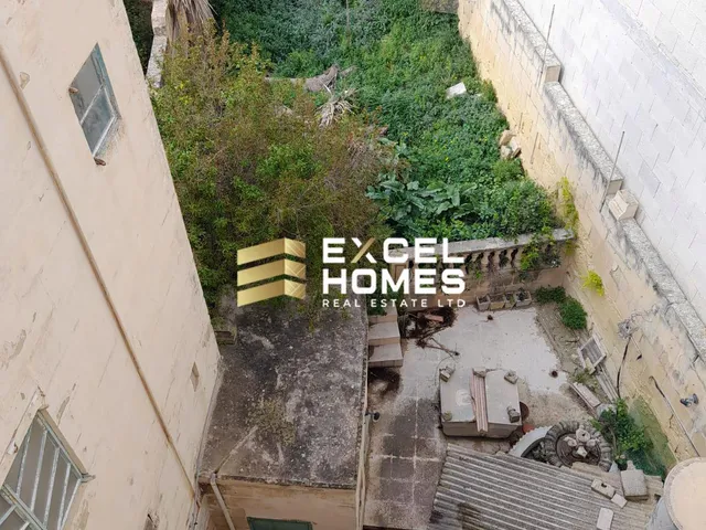 Byhus i Għajnsielem