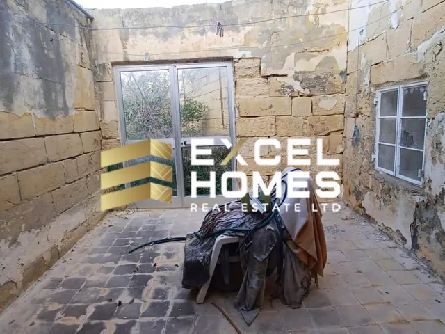 Town House in UCA area, Mqabba