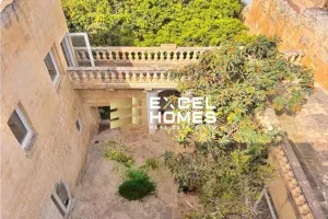 palazzo in Luqa