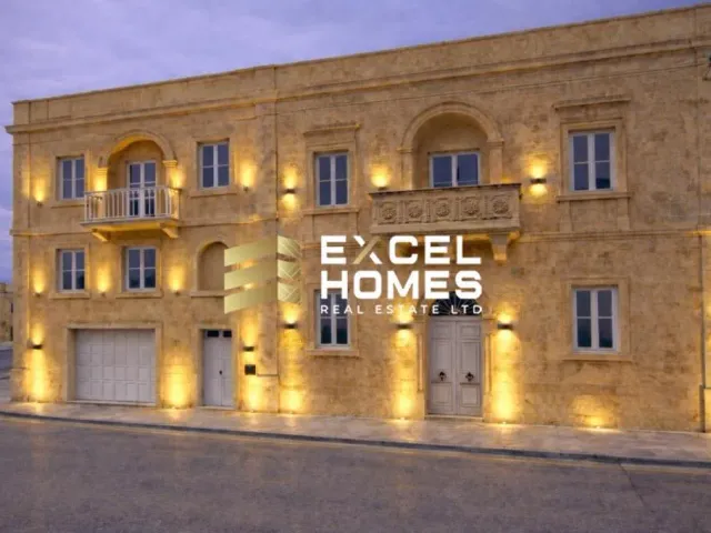 Terraced House in Terraced House, San Lawrenz