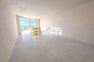 apartment in Żejtun