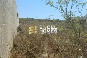 airRights in Luqa
