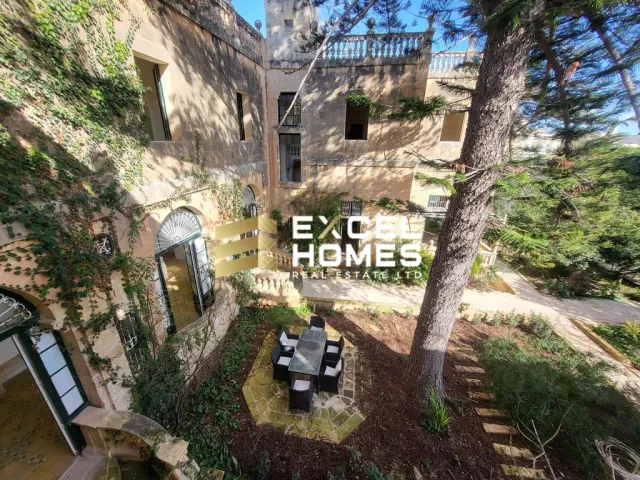 Property at Żebbuġ