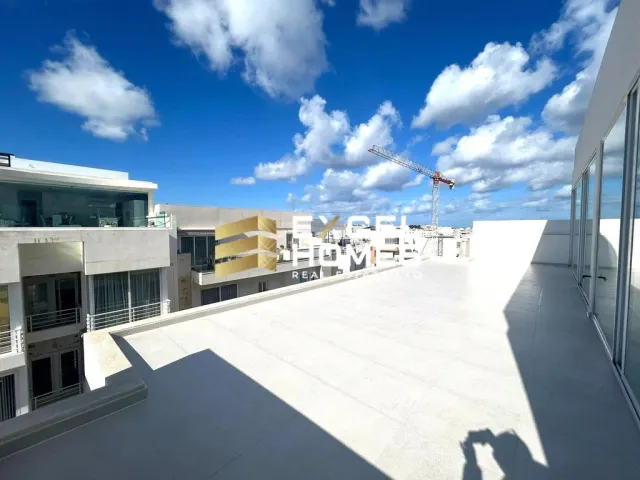 Penthouse in Swieqi