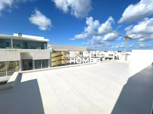 Penthouse in Swieqi