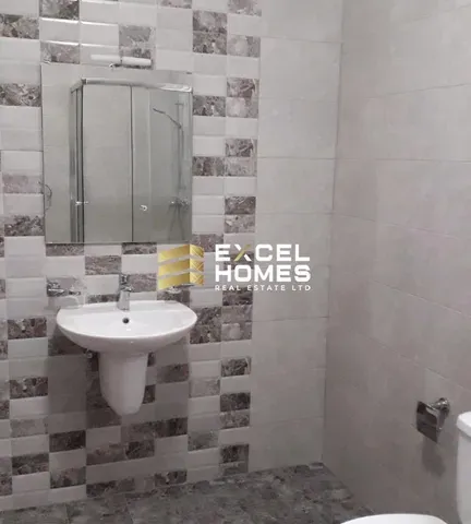 Apartment in Għaxaq