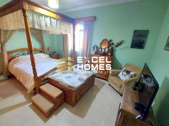 Property at Paola
