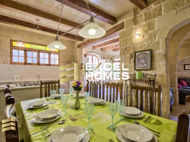 Property at Għarb