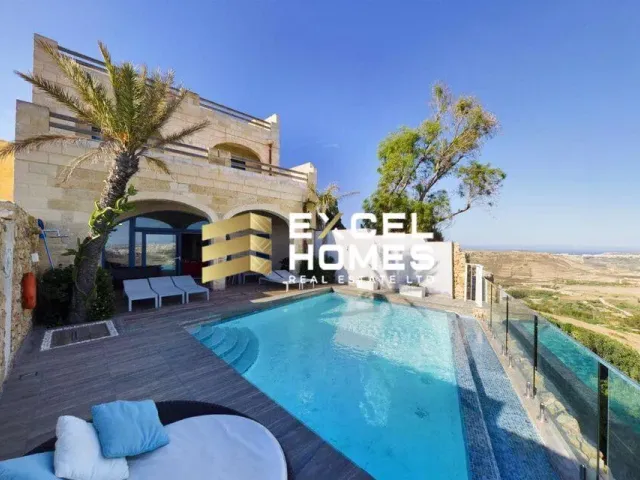 Property at Żebbuġ