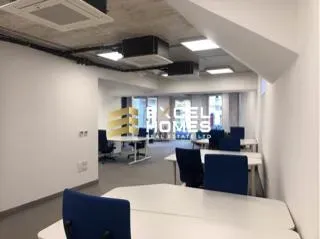 Commercial in Commercial Outlet, Sliema, 4