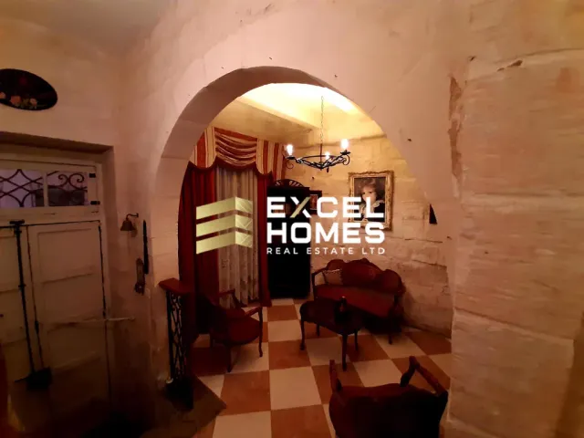 Property at Senglea