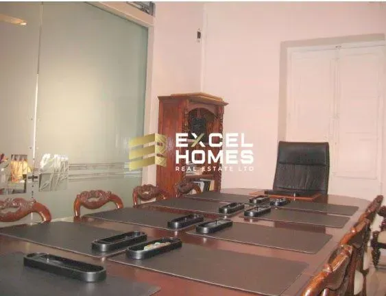 Commercial in Mosta