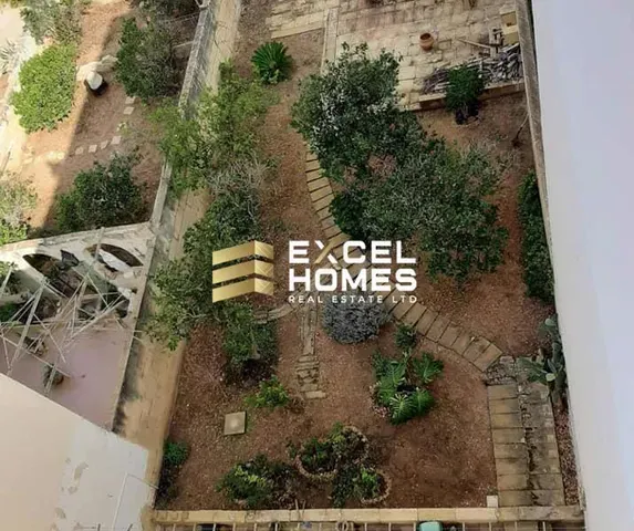 Immobilie in Għajnsielem