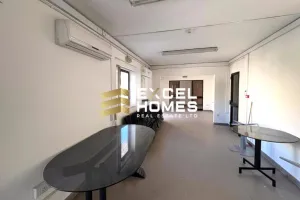 commercial in San Ġwann