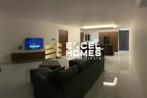 apartment in Luqa