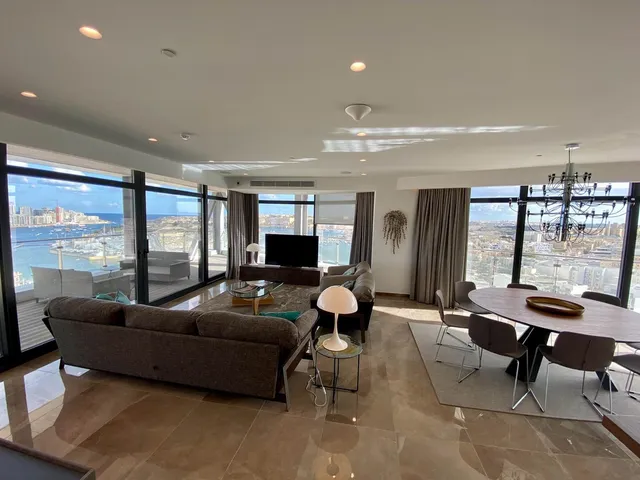Apartment in Gżira