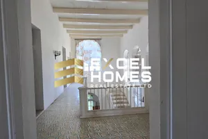 town_house in Victoria