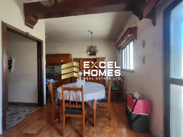 Villa in Santa Venera