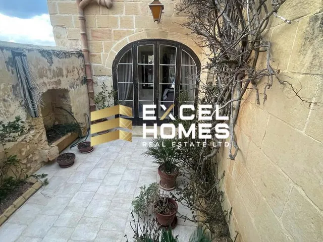 Property at San Lawrenz