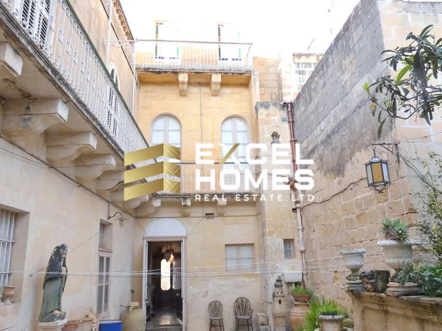 Palazzo in San Gorg Area, Qormi