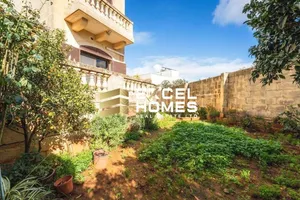 villa in San Ġwann