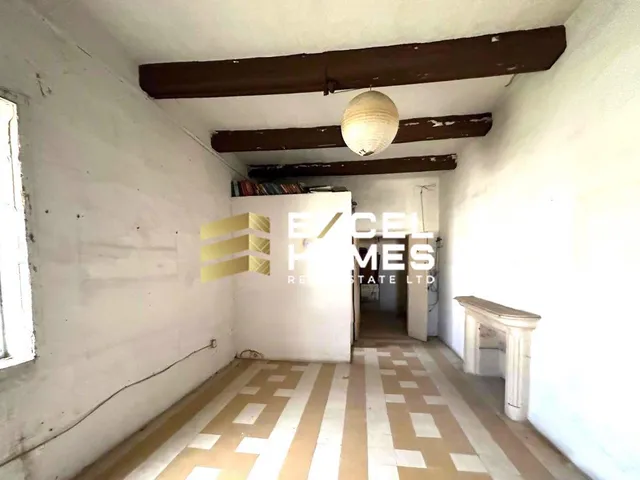 Property at Paola