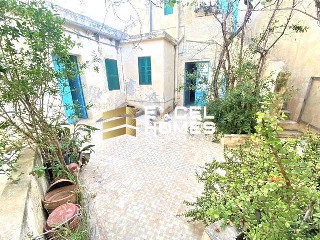 Proprietà a Żebbuġ