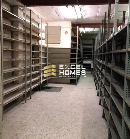 Property at Paola