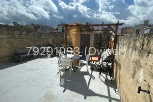 town_house in Ħamrun