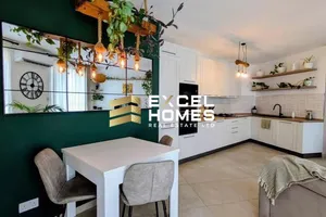 apartment in Żejtun