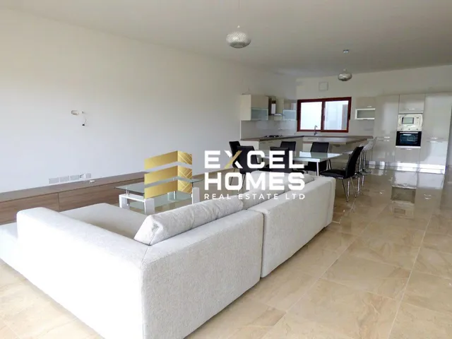 Property at Mġarr
